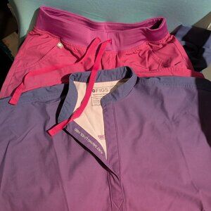 FIGS Pink/Purple Ombre FREEx Scrub Set, XXS/XSP